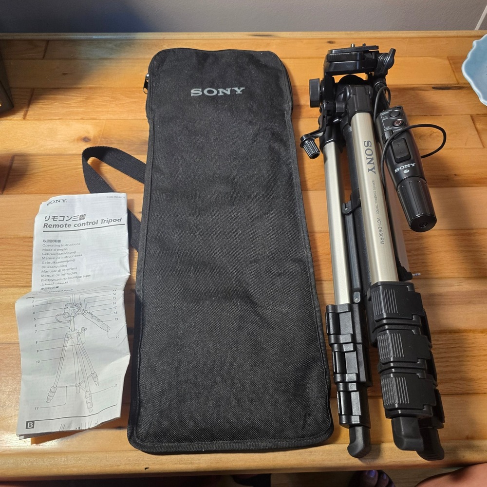 Sony VCT-D680RM Remote Control Tripod with Pan Handle Remote and Case Adjustable